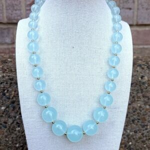 Vintage Joan Rivers Light Blue Acrylic Lucite Necklace Graduated Bead 20"